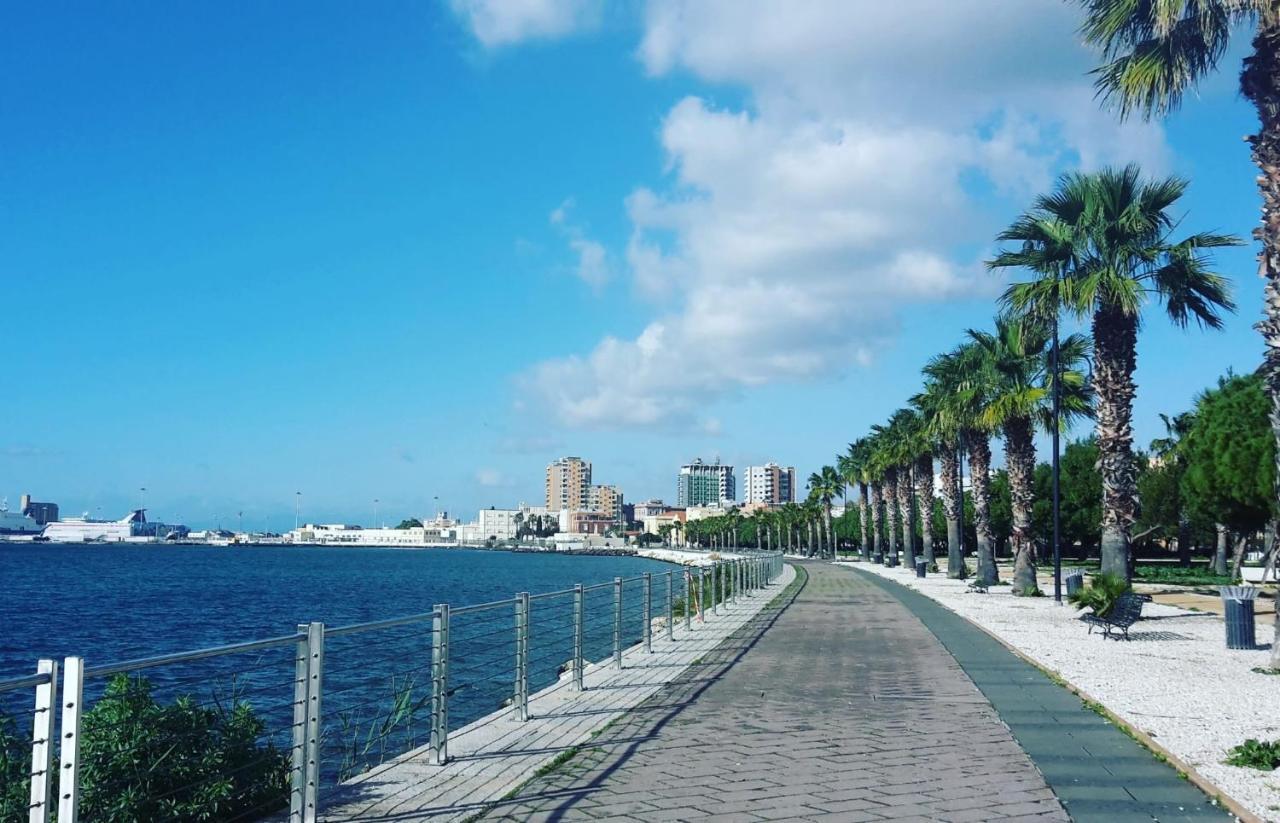 Apartment Vsg25 Nel Centro Di كالياري المظهر الخارجي الصورة