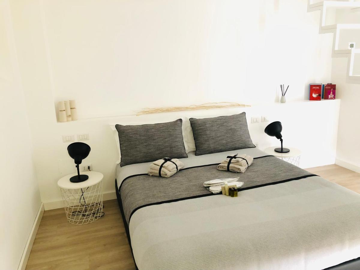 Apartment Vsg25 Nel Centro Di كالياري المظهر الخارجي الصورة